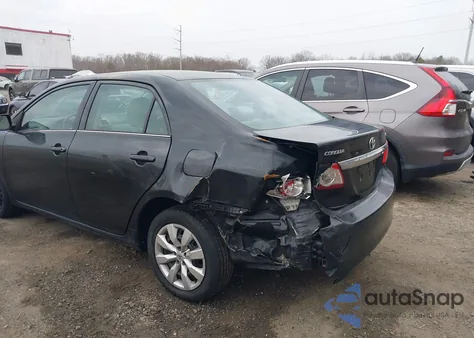 2013 Toyota Corolla Le z USA, uszkodzony, nr VIN 5YFBU4EE6DP169315